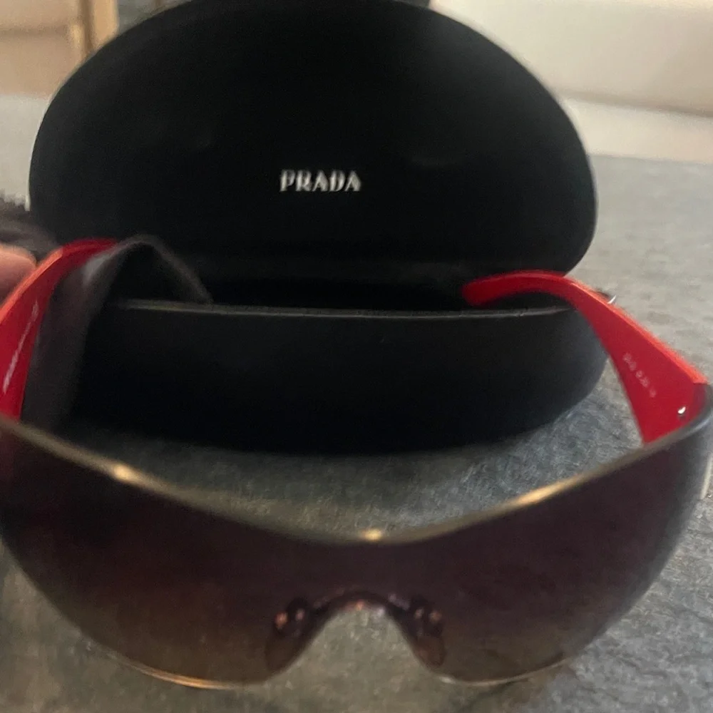 PRADA Rare Y2K Red Star Sunglasses Authentic SPR72G 1BC-651 115 VTG Boutique - Picture 7 of 16
